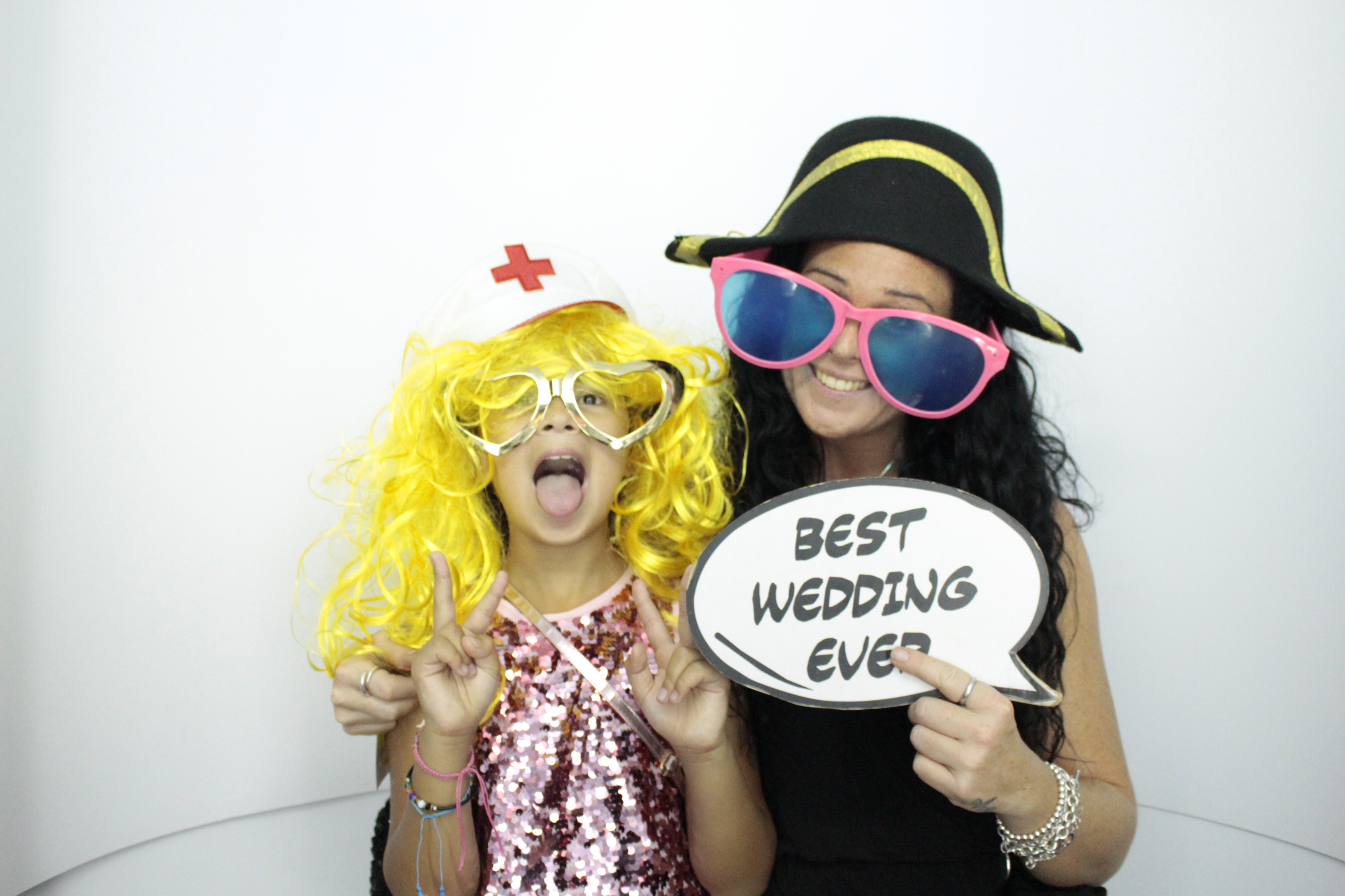 Louise & Dan's Big Day | View more photos from the event at gallery.myphotoboothexperience.co.uk/u/MyPhotoBoothExperienceLtd/Louise-Dans-Big-Day